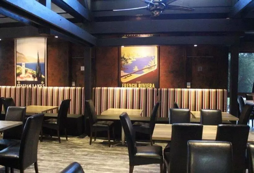 Hotelli Brougham Arms