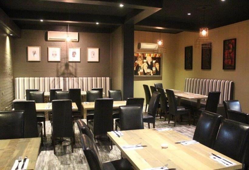 בית מלון כפרי Brougham Arms