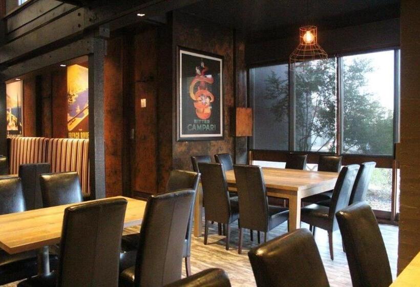 בית מלון כפרי Brougham Arms