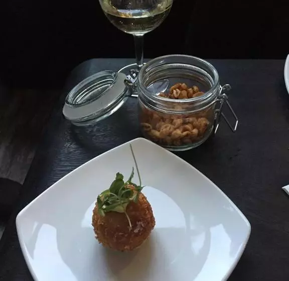 Hotelli Brougham Arms