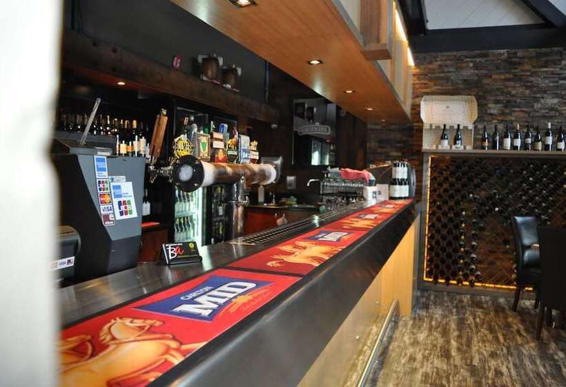 בית מלון כפרי Brougham Arms