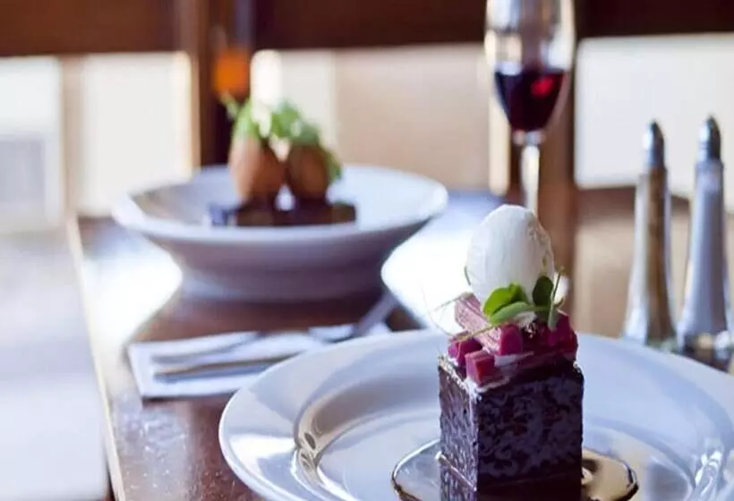 Hotelli Brougham Arms