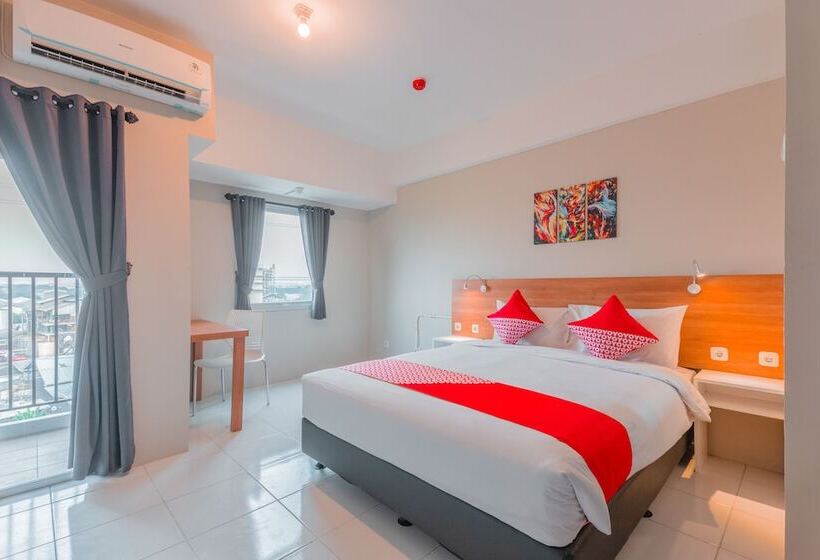 هاستل Flagship 750 Mont Blanc