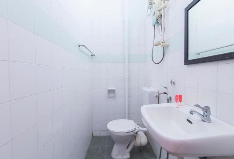 Ali's Motel By Oyo Rooms