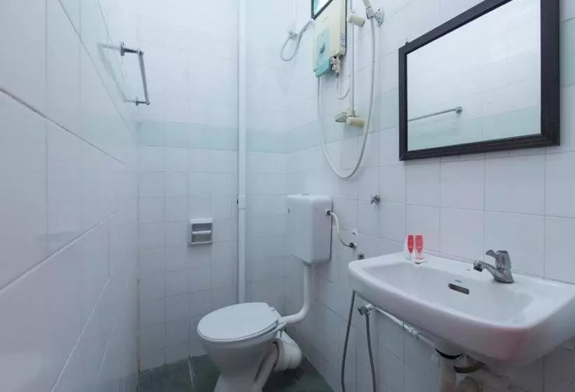 Ali's Motel By Oyo Rooms