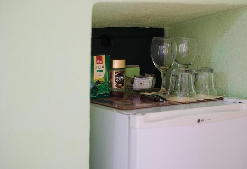 Apartments And Rooms Jare   In Old Town