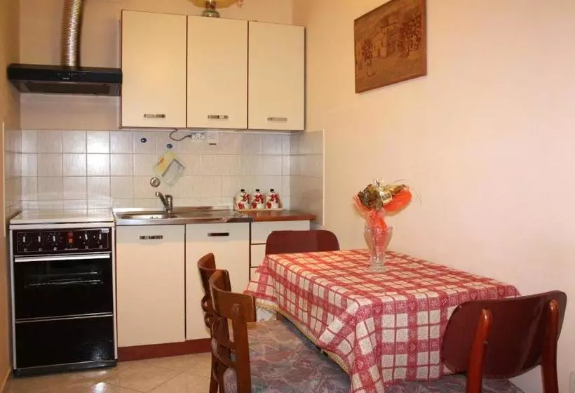 Apartments Jelica