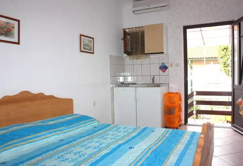 Apartments Jelica