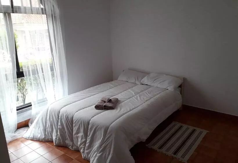 Backpackers Hostel Fonte Da Telha