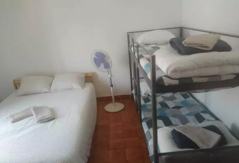Backpackers Hostel Fonte Da Telha
