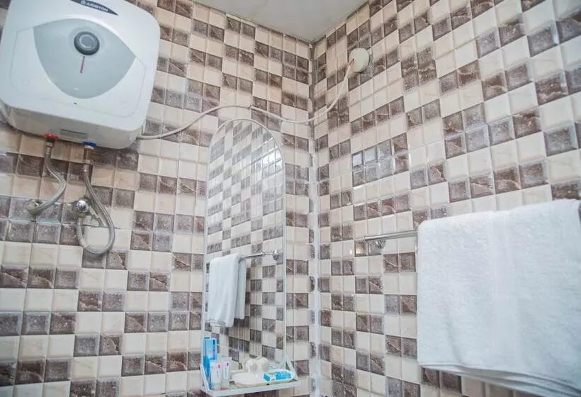 تختخواب و صبحانه Check In By Voom