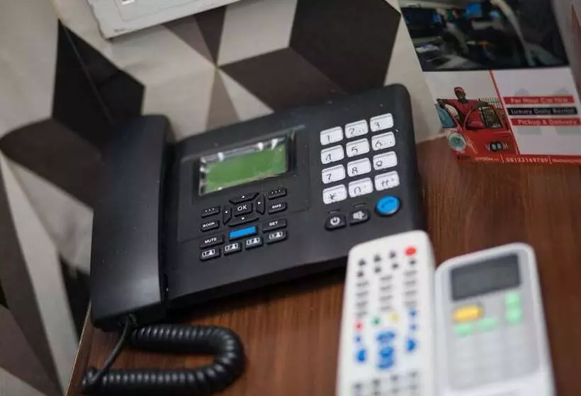 تختخواب و صبحانه Check In By Voom