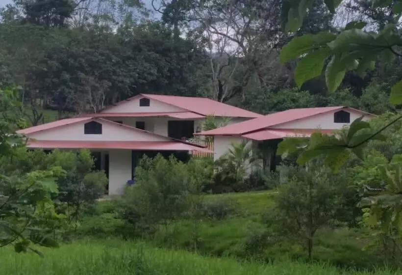 تختخواب و صبحانه Los Susurros. Casa