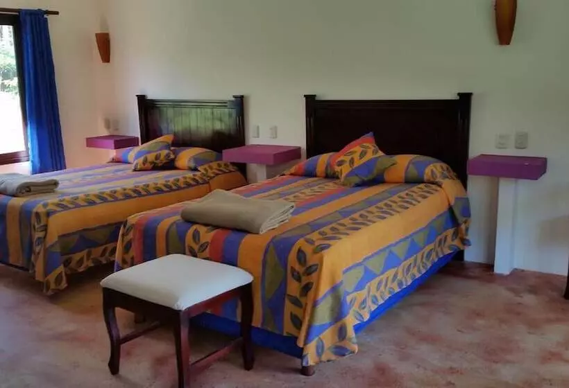 تختخواب و صبحانه Los Susurros. Casa