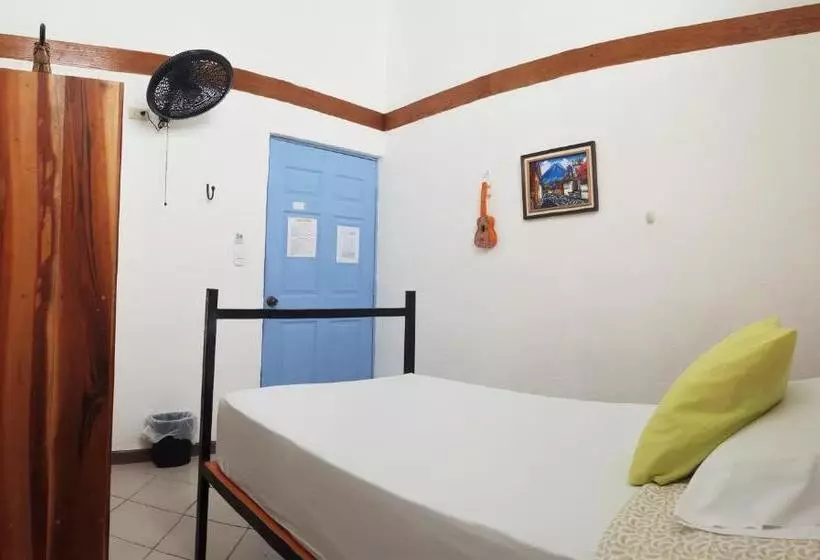 Hostel Casa Ula  A Relaxing Stay