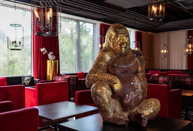 ホテル DORMERO DeHo Linz