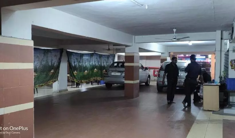 هتل Dwaraka Inn