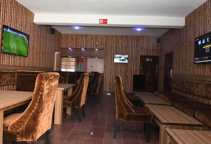 هتل Goodview Suites& Apartments