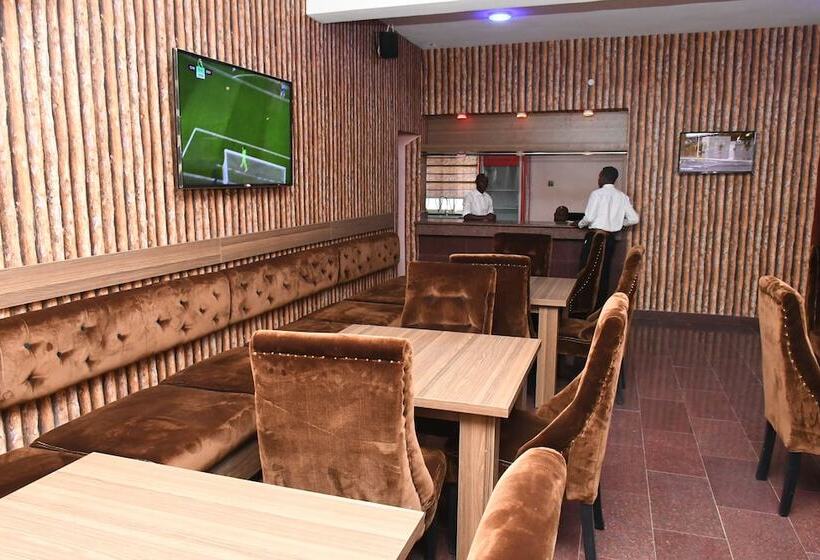 هتل Goodview Suites& Apartments