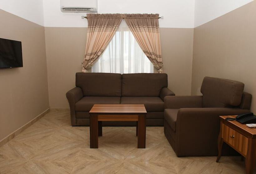 هتل Goodview Suites& Apartments