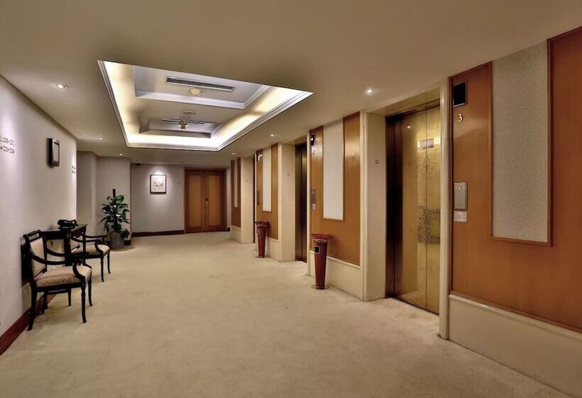 Отель Hangzhou Wenhua Jinglan Grand