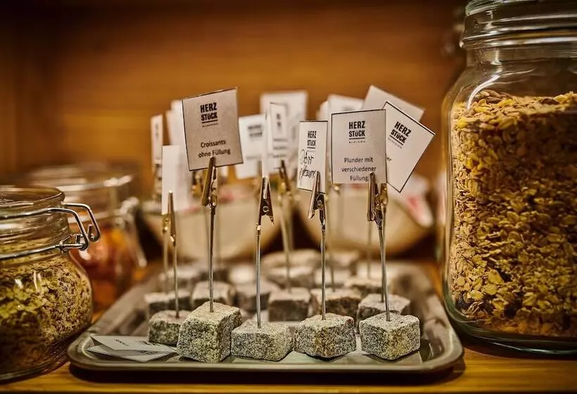 ホテル Herzstuck Waldkirchen 4 Sterne