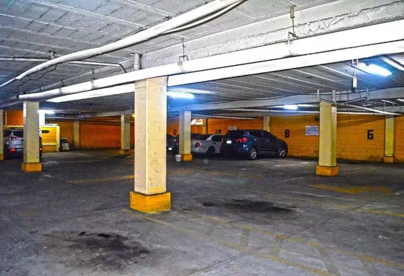 هتل Plaza Palmero