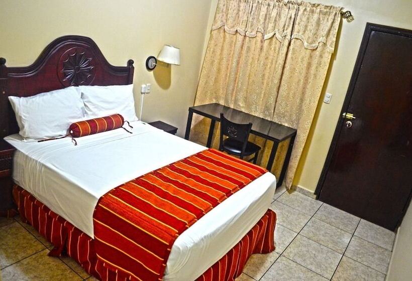 هتل Plaza Palmero