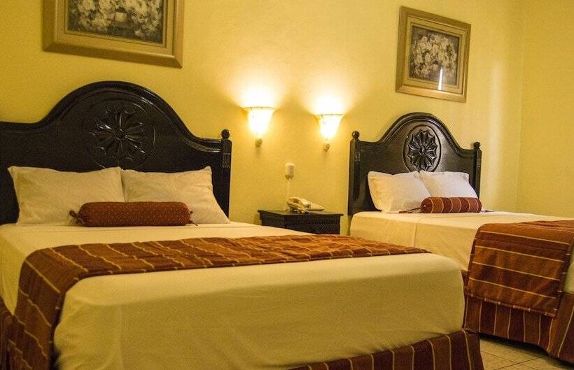 هتل Plaza Palmero