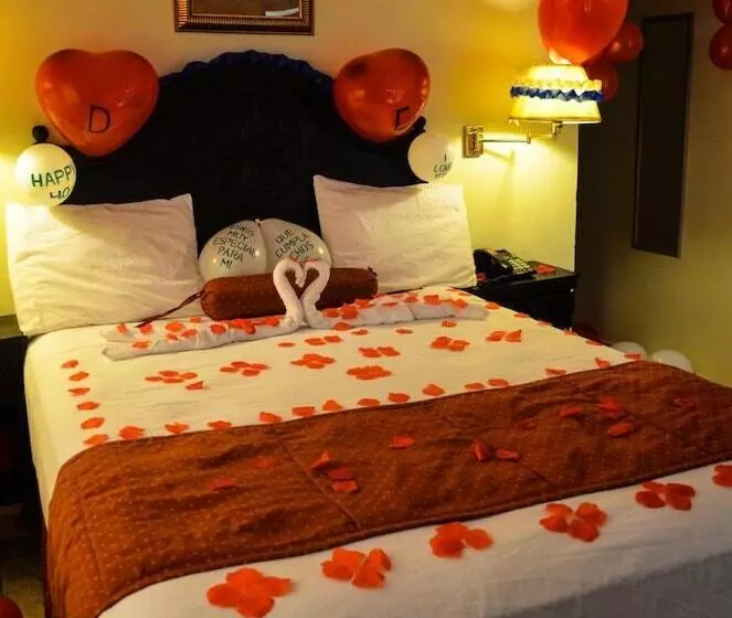 هتل Plaza Palmero