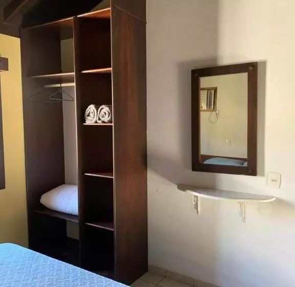 ホテル Pousada Bangalôs Da Mole Florianópolis