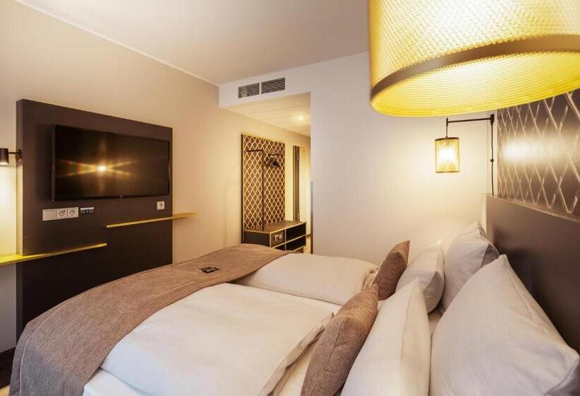 هتل Holiday Inn   The Niu, Mesh Stuttgart Messe, An Ihg