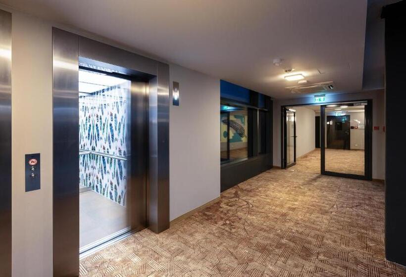 هتل Holiday Inn   The Niu, Mesh Stuttgart Messe, An Ihg