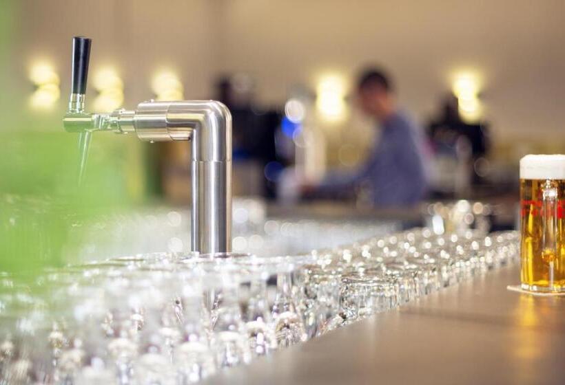 هتل Holiday Inn   The Niu, Mesh Stuttgart Messe, An Ihg