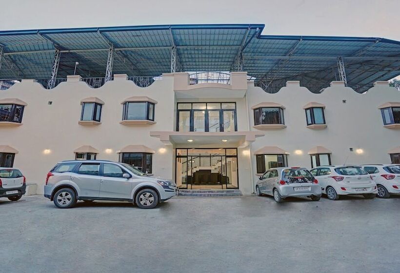 هتل Treebo Trend Mussoorie Club