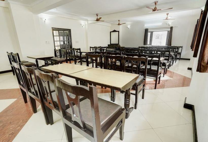 هتل Treebo Trend Mussoorie Club