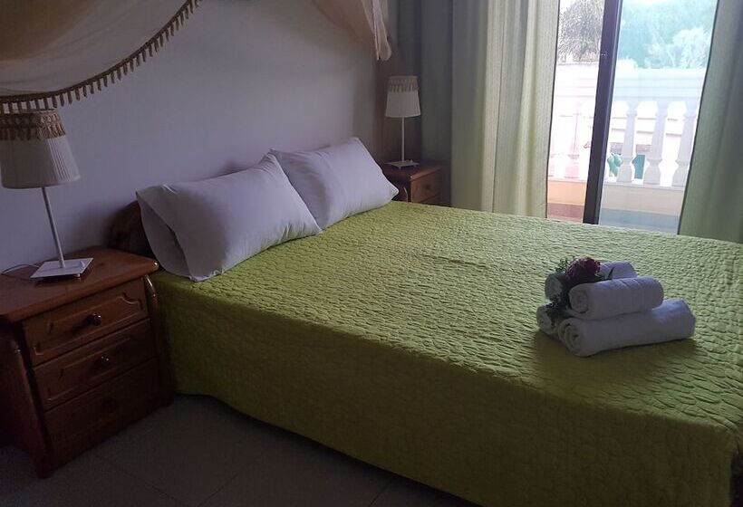 بنسيون Georgia Old Town Apartments