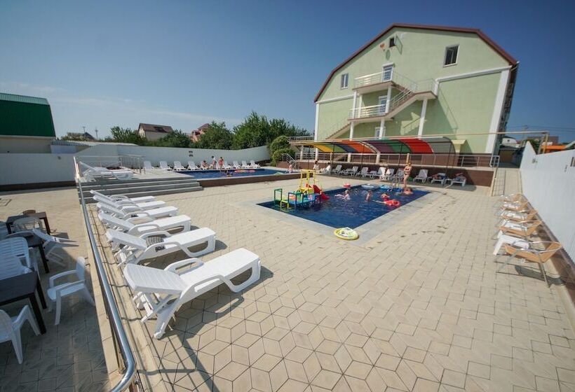 استراحتگاه Tri Morya