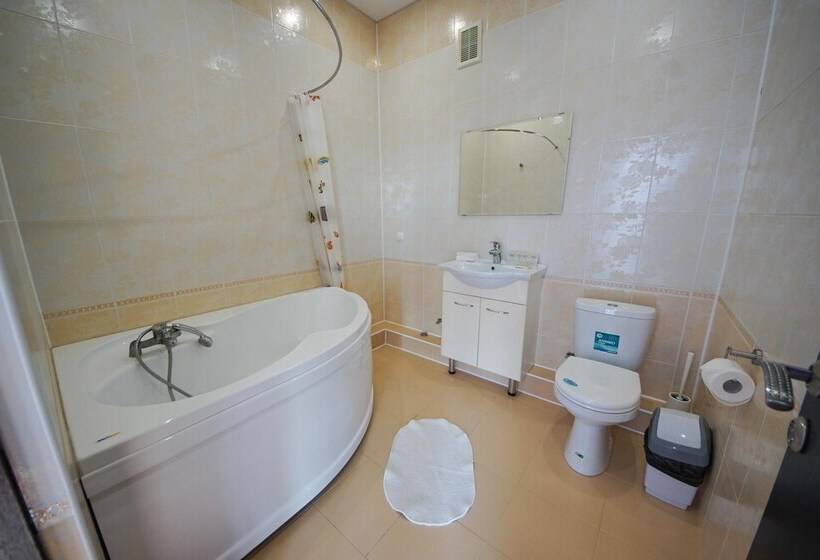 استراحتگاه Tri Morya