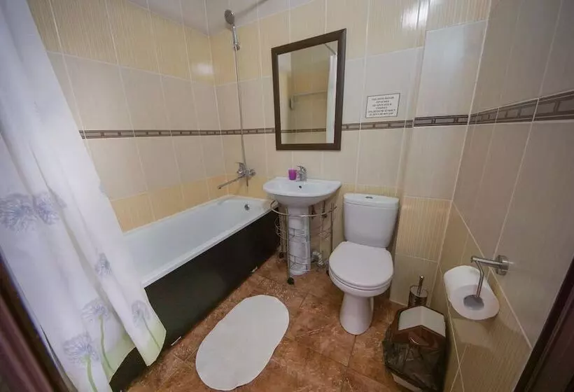 استراحتگاه Tri Morya