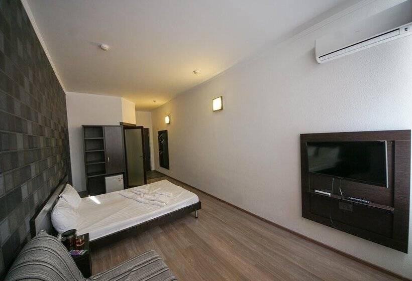 استراحتگاه Tri Morya