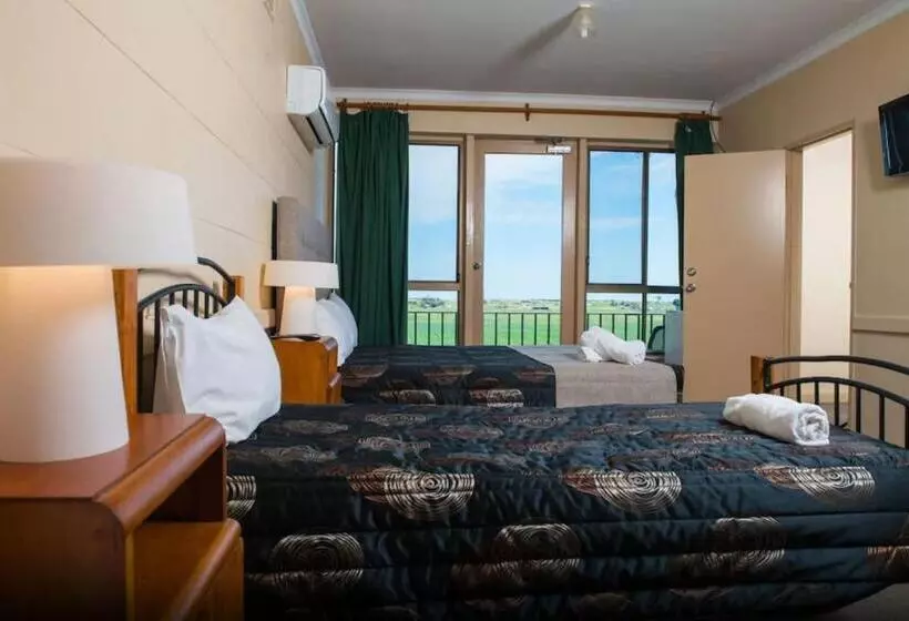 Hotelli Tailem Bend Riverside