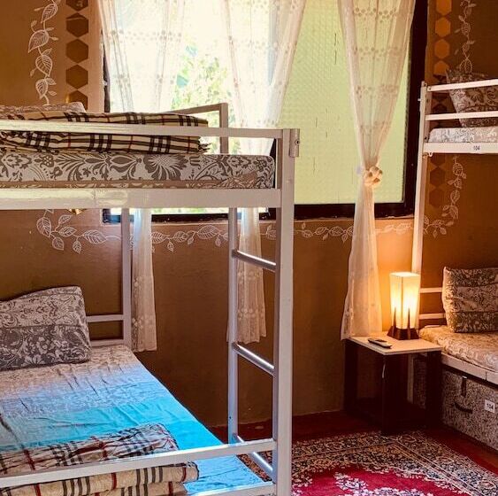 Rootsvilla Hostel Goa