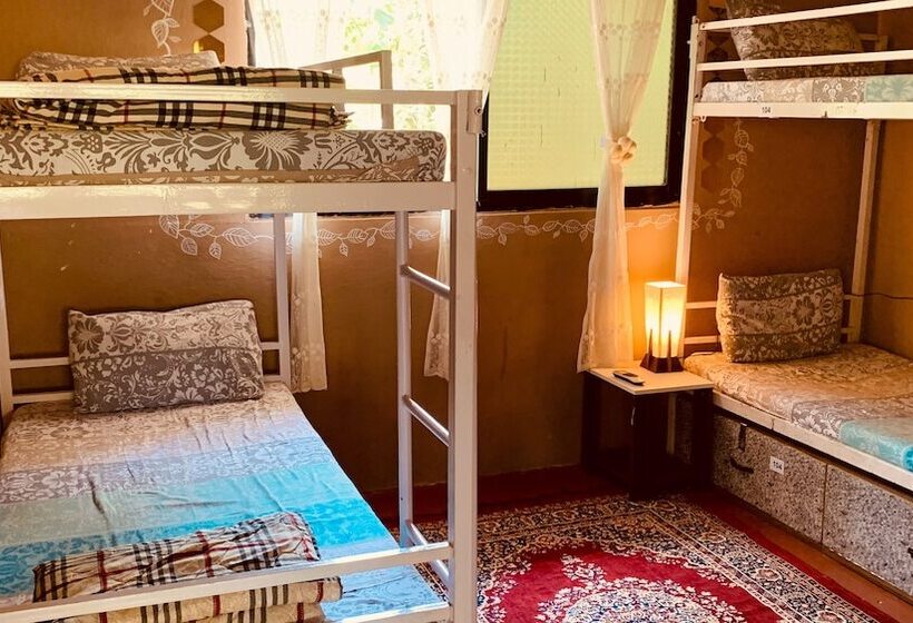 Rootsvilla Hostel Goa