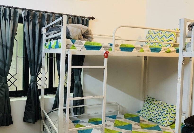 Rootsvilla Hostel Goa