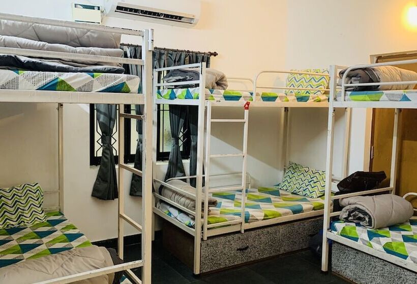 Rootsvilla Hostel Goa