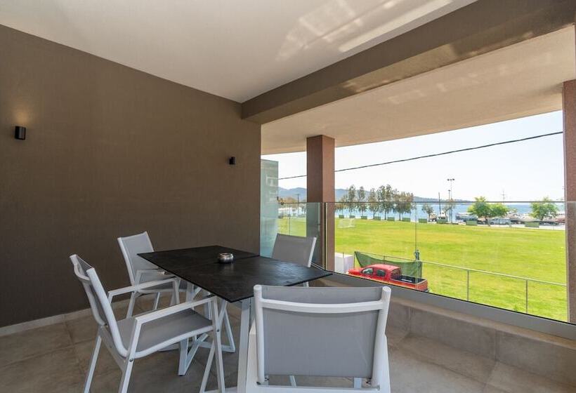 Thetis Boutique Apartments