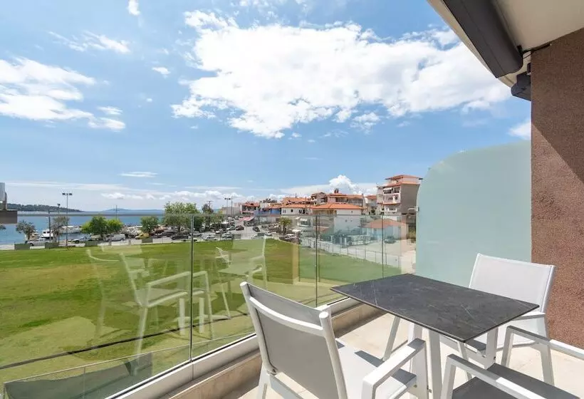 Thetis Boutique Apartments