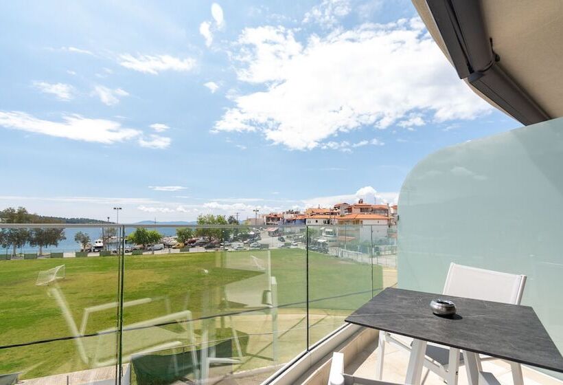 Thetis Boutique Apartments