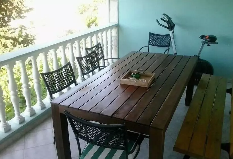 Apartments Divna Tomas